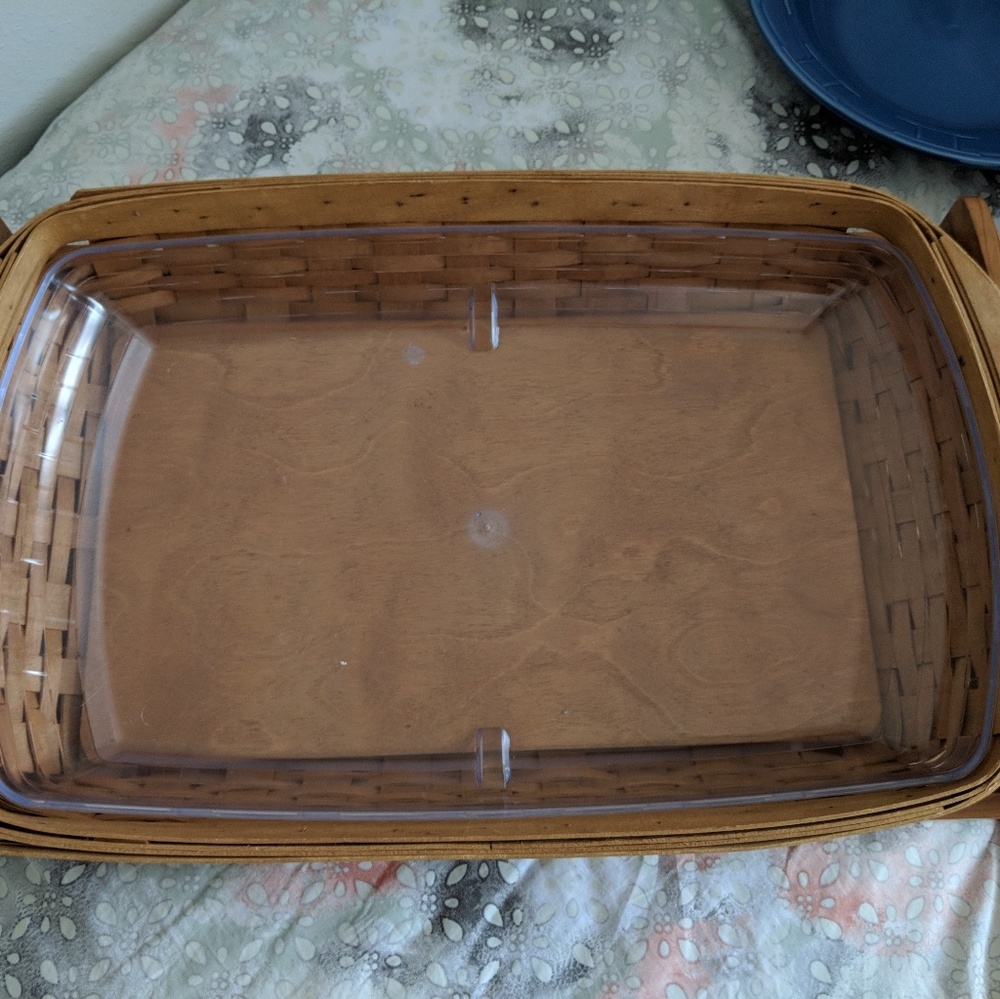 Longaber Serve-It-Up Basket